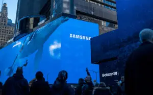 Trump Threatens 25% Tariff on Apple, Says Samsung and Other Tech Firms Could Be Targeted Next Samsung takes over New York’s Times Square with immersive video content