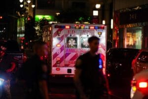 Four dead, including an officer, after New York City office tower shooting An FDNY ambulance departs the scene of a reported shooter situation in the Manhattan borough of New York City, U.S. July 28, 2025. © Bing Guan/Reuters