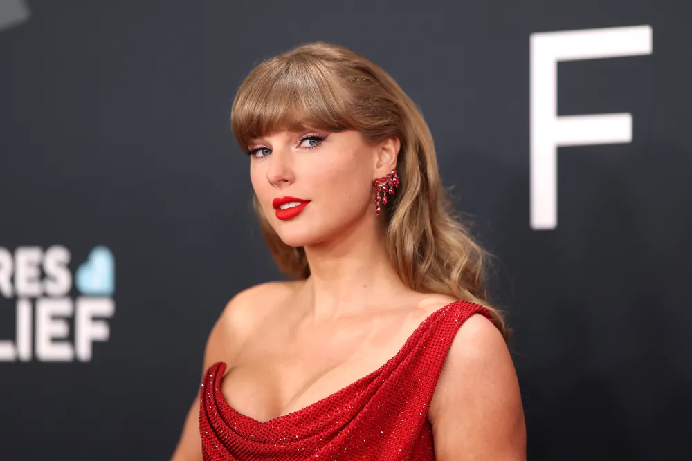 Taylor Swift Confirms New Album, ‘The Life of a Showgirl,’ Set for Release Taylor Swift’s ‘New Heights’ Podcast Earns 13 Million YouTube Views in 24 Hours as She Unveils ‘The Life of a Showgirl’. © Getty Images