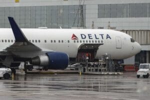 Delta Air Lines Confirms to U.S. Legislators That It Will Not Personalize Ticket Prices with AI Discover which forces pose the biggest threat to Delta. © Getty Images