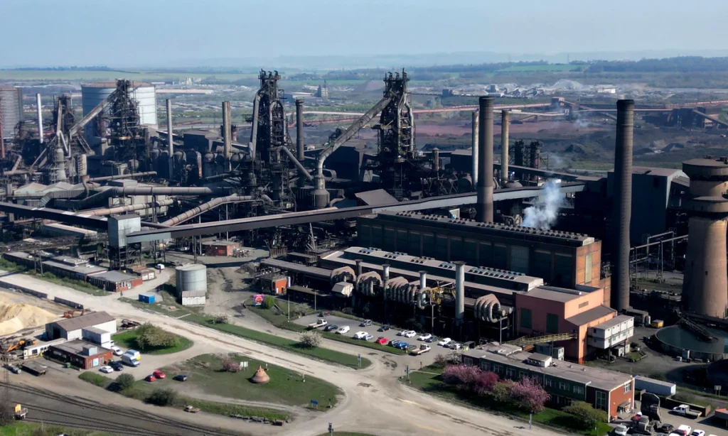 In the short term, Scunthorpe steelworks needs materials to keep the furnaces from cooling down. © Darren Staples/AFP/Getty Images