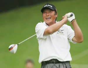 Masashi Ozaki hits a tee shot during a Japan Golf Tour championship in June 2013 in Ibaraki Prefecture. © JIJI