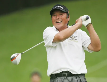 Masashi Ozaki hits a tee shot during a Japan Golf Tour championship in June 2013 in Ibaraki Prefecture. © JIJI
